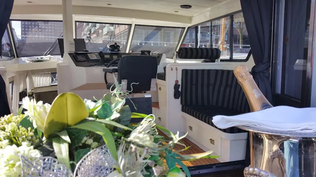 Botel Dutch Yachthotel Rotterdam